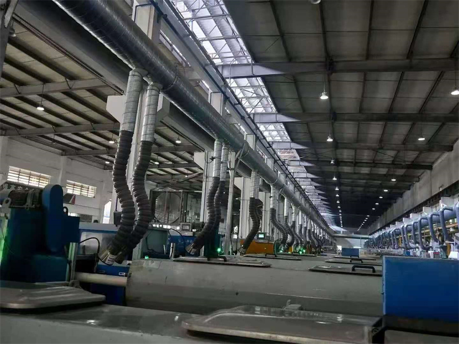 龍華通風管道安裝公司承接五金工廠車間排煙管道安裝工程 環保通風工程公司