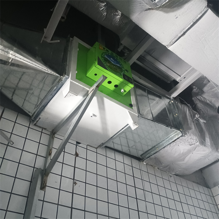 川菜館油煙凈化器安裝 湘菜館凈化器安裝工程 火鍋店油煙凈化器安裝