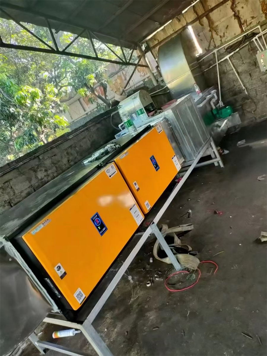 飯店排煙管道安裝工程 飯店油煙凈化器安裝 餐館油煙凈化器安裝工程