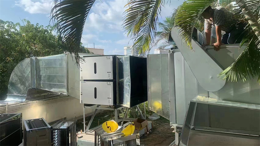 商用油煙凈化器安裝 UV光解一體油煙凈化器安裝 酒樓廚房油煙凈化設備安裝