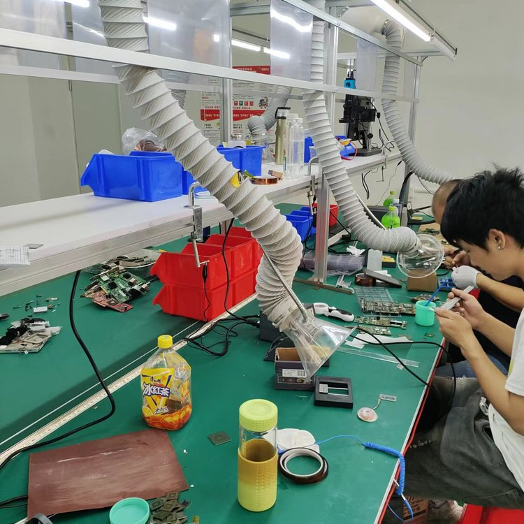 流水線吸氣罩安裝工程 煙霧凈化吸氣罩安裝 實驗室焊錫排煙管道安裝