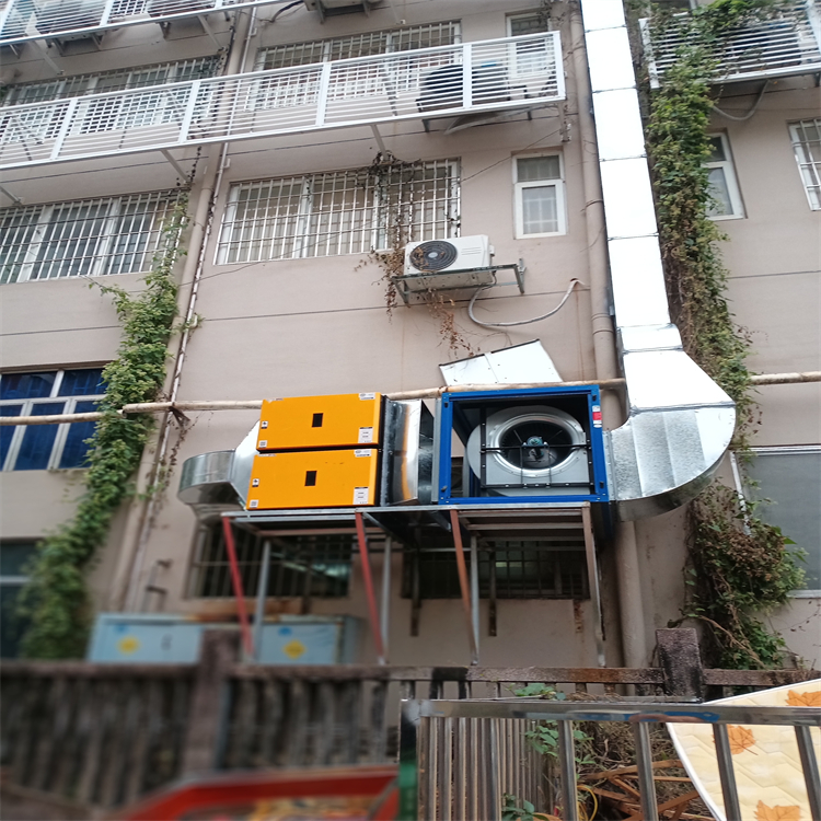 酒店餐飲廚房排煙管道安裝工程 酒店餐廳排油煙管道安裝廠家 