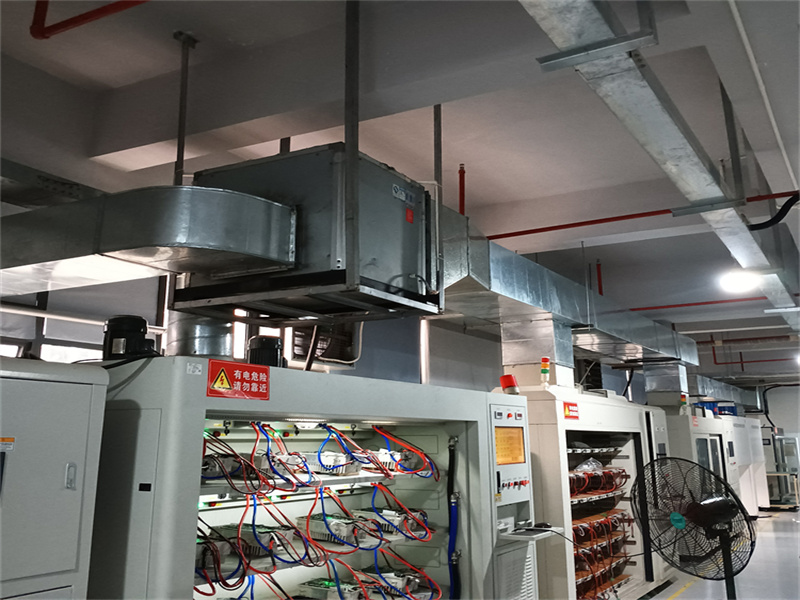 深圳寶安西鄉效能電氣車間廢氣排煙管道安裝工程案例