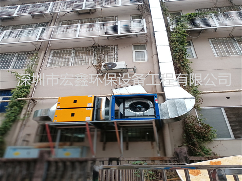 深圳寶安消防支隊廚房排油煙管道安裝工程案例