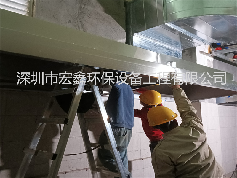   深圳市世杰餐飲公司寶安區石巖塘頭工業區食堂廚房排煙管道安裝工程案例